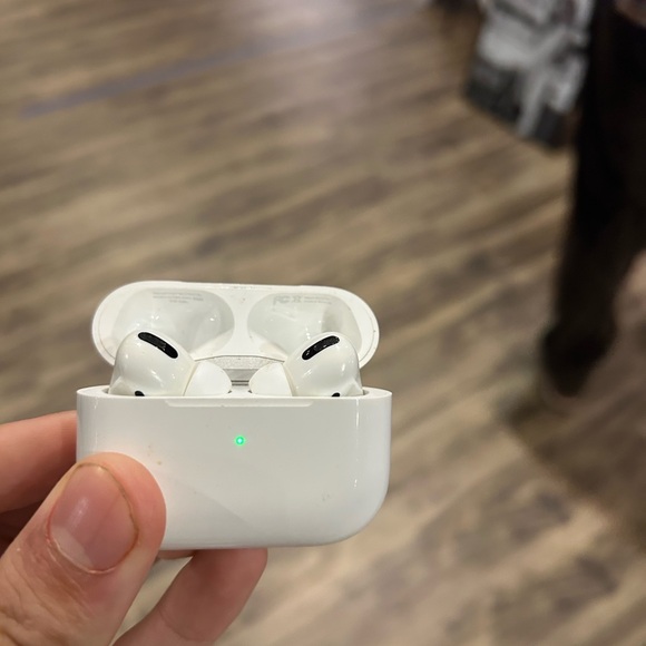 PANAMA CITY FL CALLAWAY Wireless Earbuds with Charging Case - White